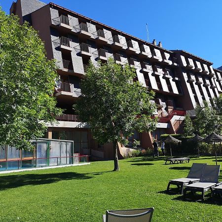 Evenia Monte Alba Hotel Cerler Ngoại thất bức ảnh