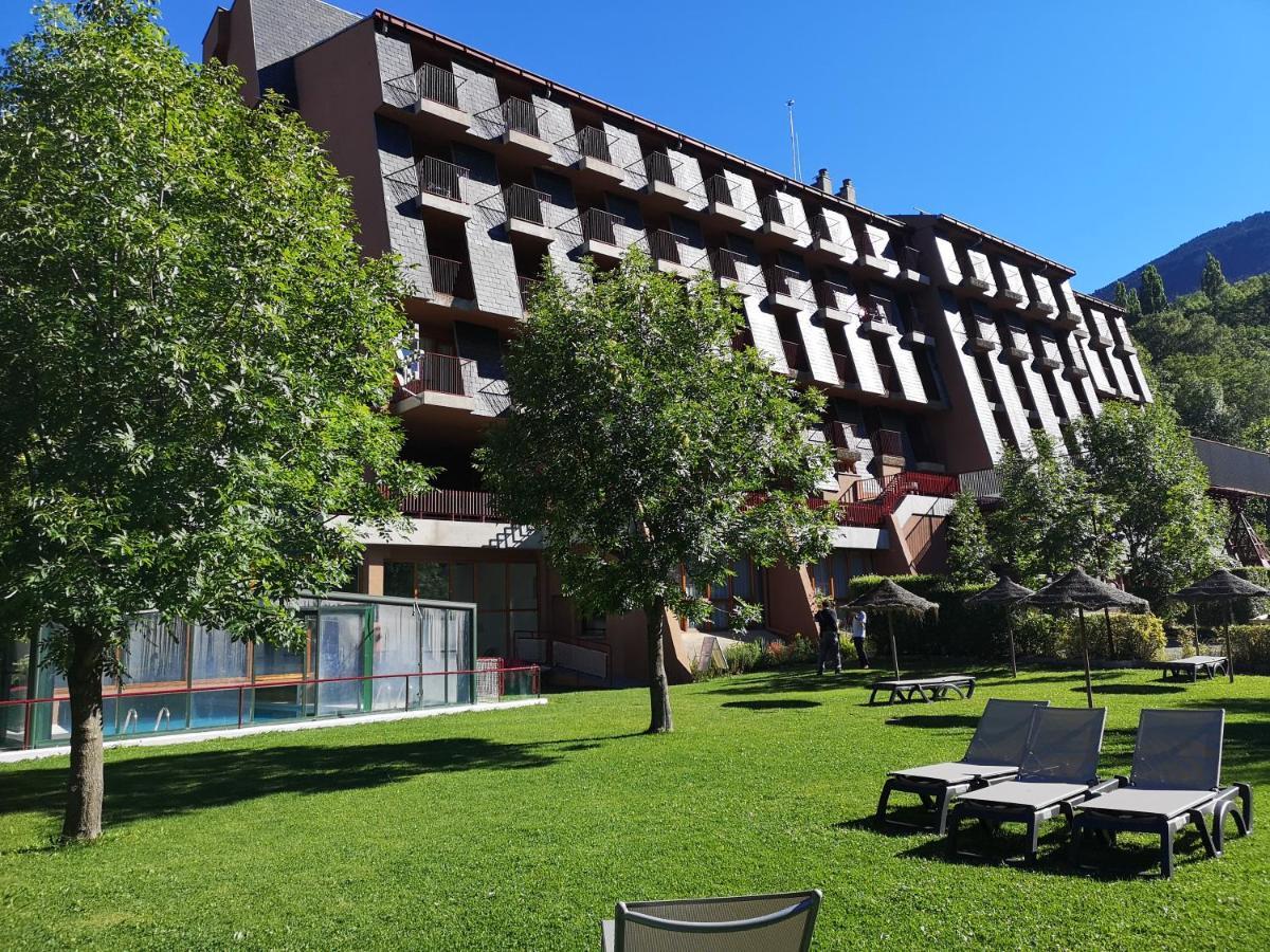 Evenia Monte Alba Hotel Cerler Ngoại thất bức ảnh