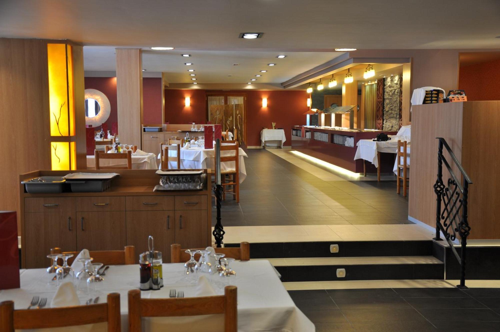 Evenia Monte Alba Hotel Cerler Ngoại thất bức ảnh