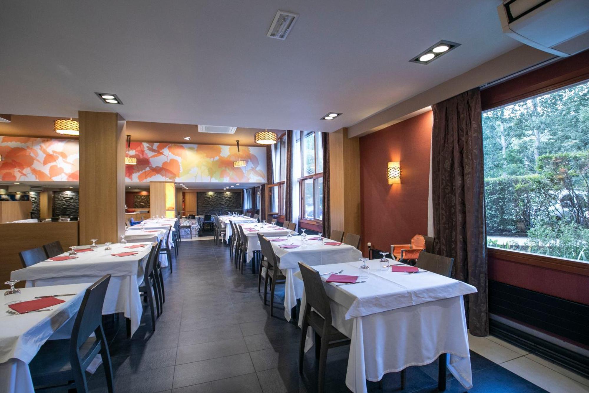 Evenia Monte Alba Hotel Cerler Ngoại thất bức ảnh
