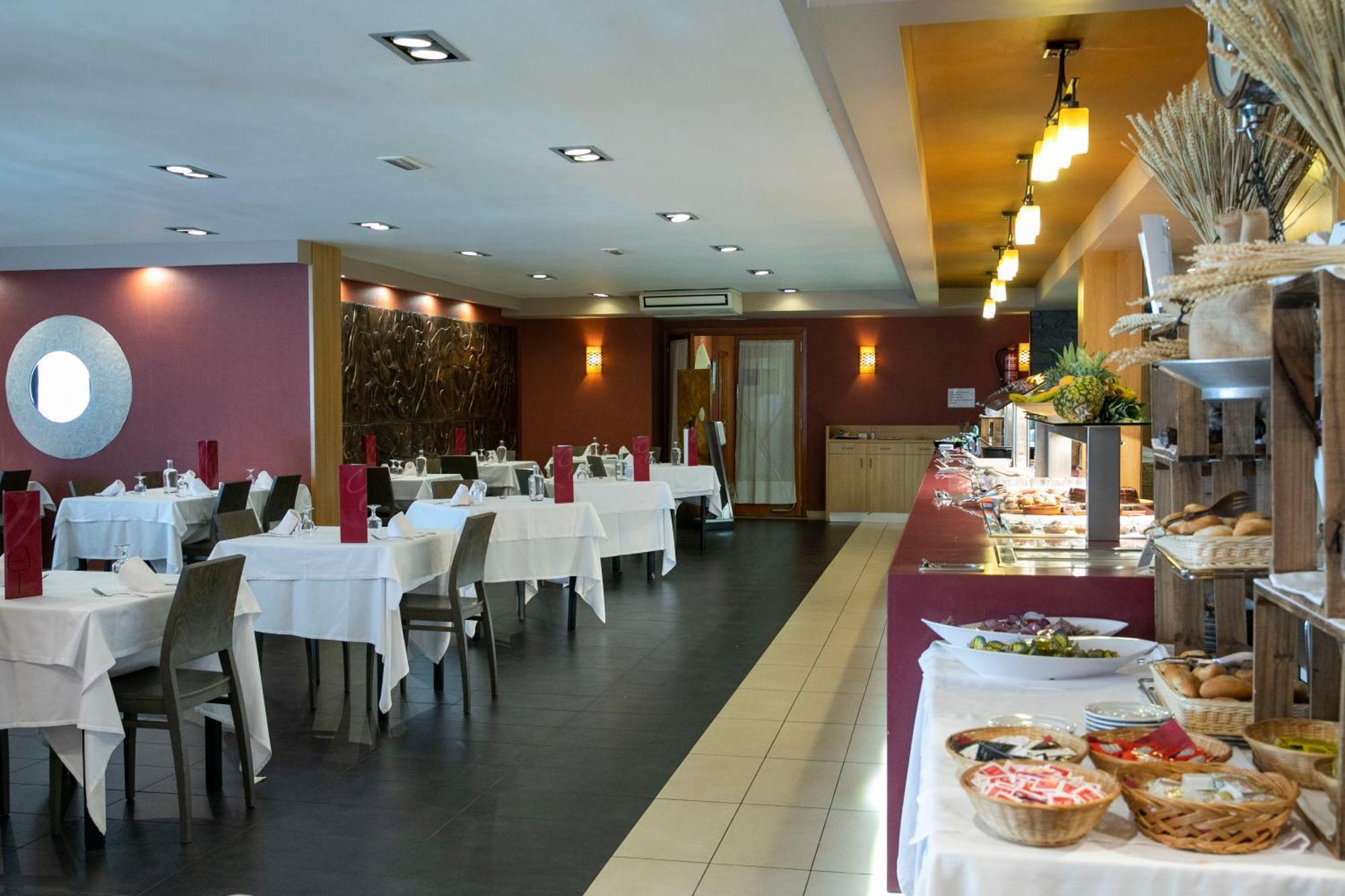 Evenia Monte Alba Hotel Cerler Ngoại thất bức ảnh