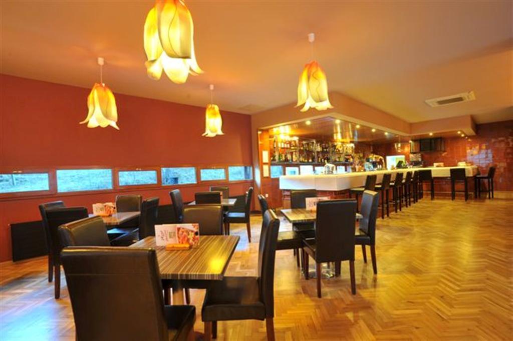 Evenia Monte Alba Hotel Cerler Ngoại thất bức ảnh