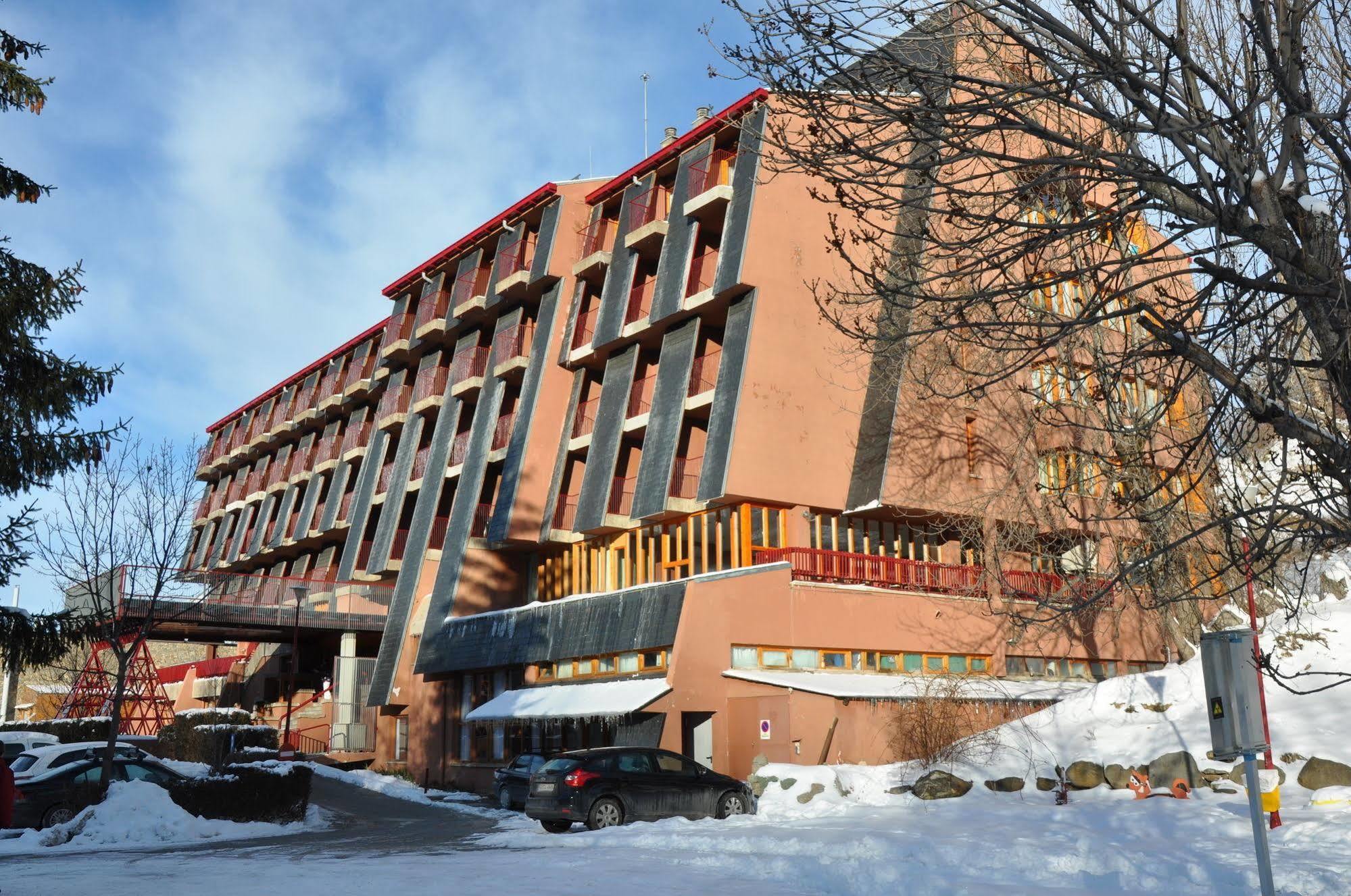 Evenia Monte Alba Hotel Cerler Ngoại thất bức ảnh